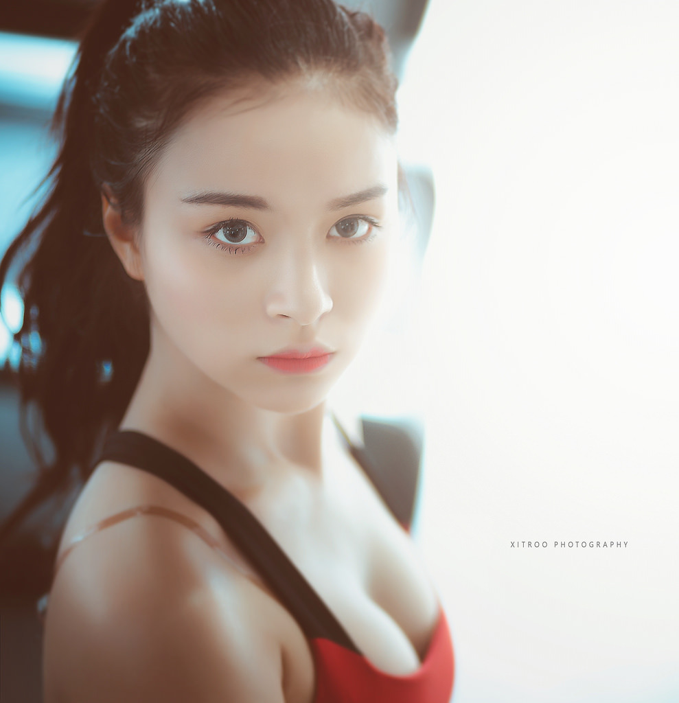 《风流女管家》